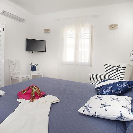 B&B Jolie Santa Teresa Gallura Eksteriør billede